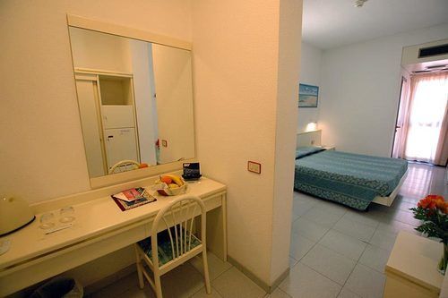 Hotel Crystal 4*